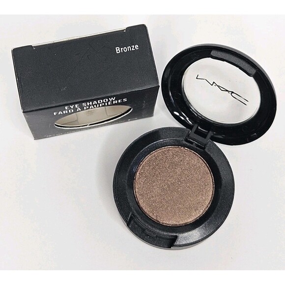 MAC Powder Single Eye Shadow ~ Bronze ~ NEW IN BOX 0.05oz/1.5g - Picture 1 of 7